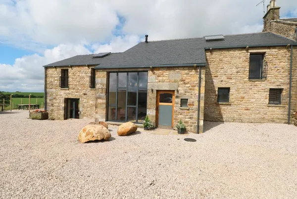 Bowland Barn full exterior of the stone barn