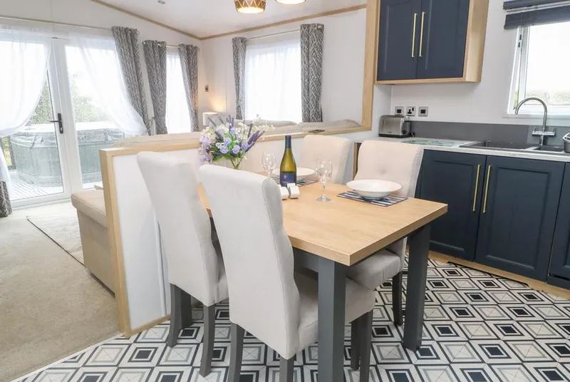 Chantry Lodge open-plan kitchen and dining area