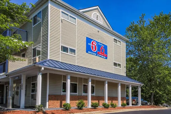 View of the front of a hotel