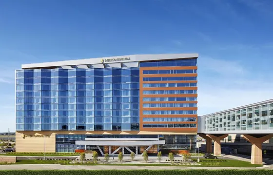 Glass airport hotel with a skybridge
