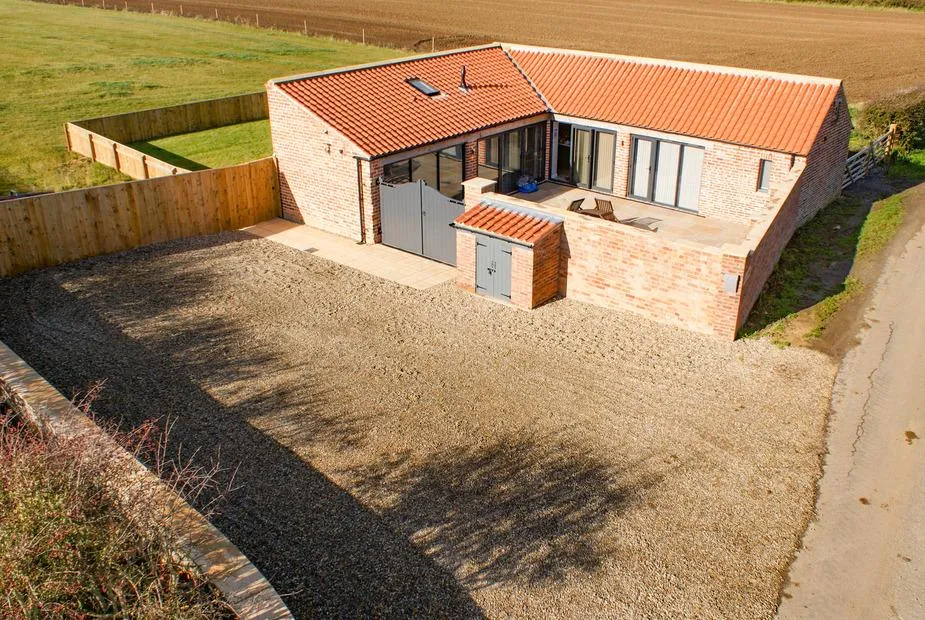 Owl View barn conversion with red pantile roof and green fields