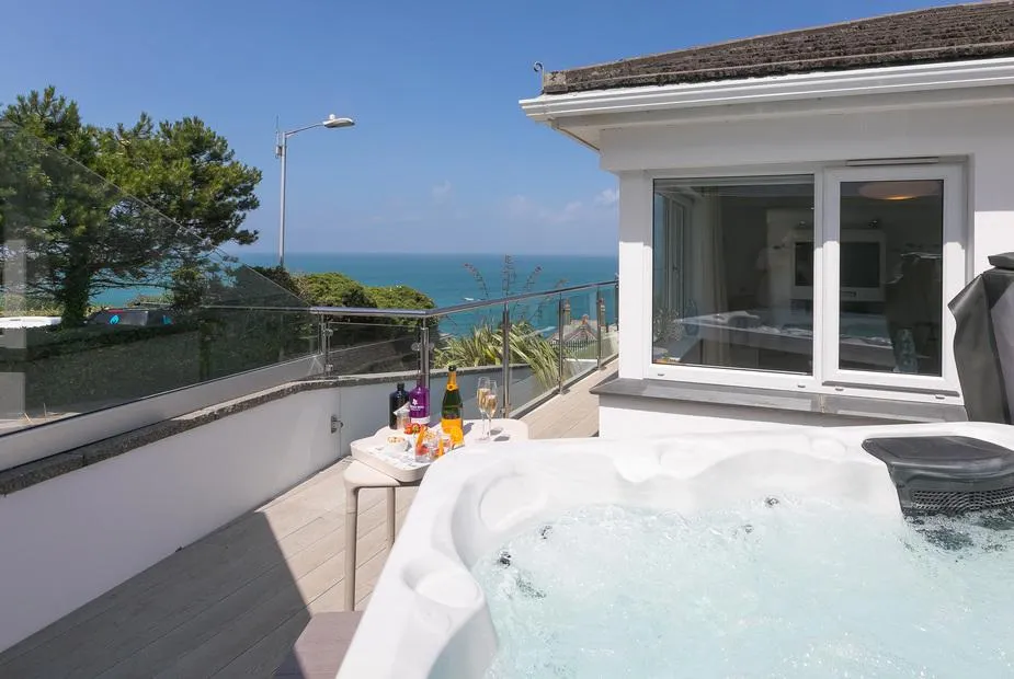 Portside hot tub terrace with sea view