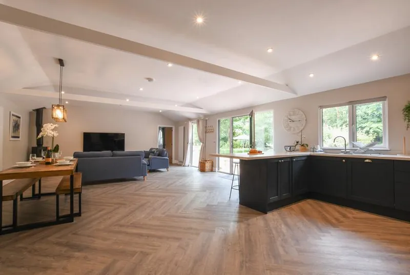 The Piglets open-plan kitchen dining and lounge area